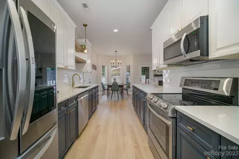 19245 Coachmans Trce, Cornelius, NC 28031 photo 7
