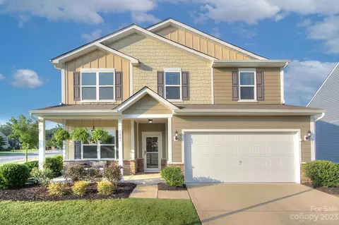 1001 Blue Stream Ln, Indian Trail, NC 28079