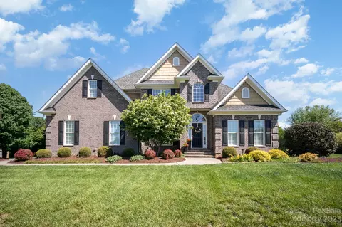 3021 Beaver Dam Dr, Monroe, NC 28110