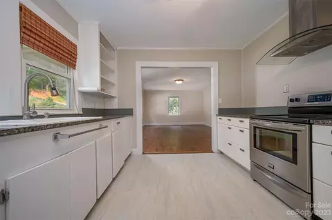 88 Grady Ave, Tryon, NC 28782 photo 10