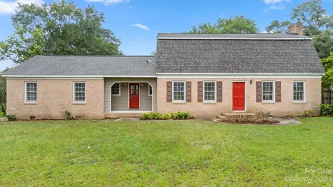 119 Pine Ridge Dr, Kershaw, SC 29067