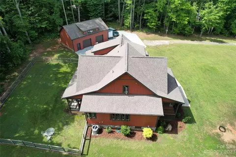 180 Arrowood Corner Rd, Mars Hill, NC 28754