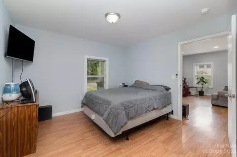 615 E St, Newton, NC 28658 photo 15