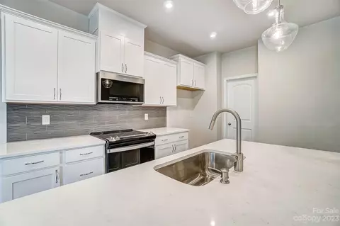 4503 Iron Oak 345adrianafc3 Ln #345/ADRIANA/FC3, Charlotte, NC 28269