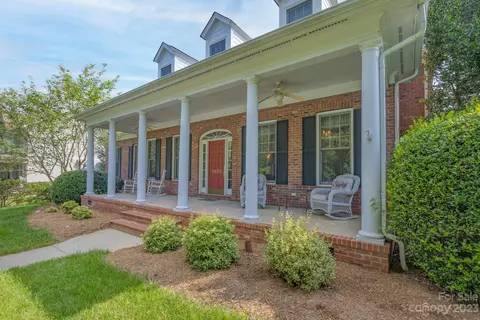 1850 Camber Woods Dr, Fort Mill, SC 29708