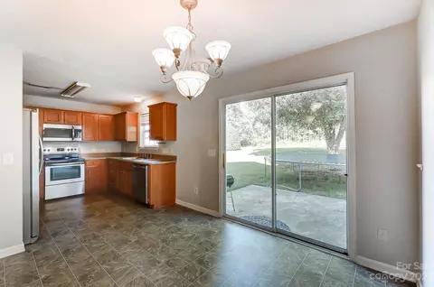 503 River View Dr, Lowell, NC 28098 photo 14