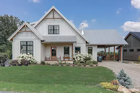 208 Westridge Farm Rd, Asheville, NC 28804