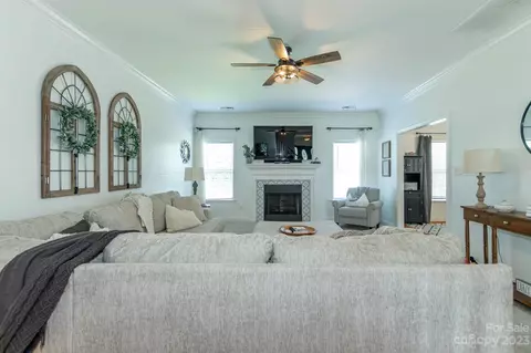 2707 Falling Leaf Ct, Monroe, NC 28110 photo 8