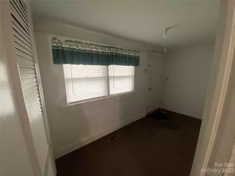 145 E 4th St, Kershaw, SC 29067 photo 9