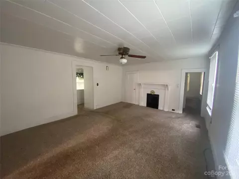 145 E 4th St, Kershaw, SC 29067 photo 4