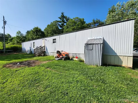 84 Miller Rd, Marshall, NC 28753 photo 17