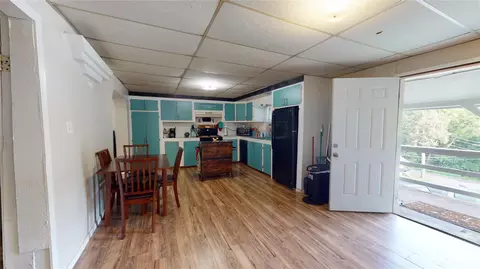 126 Winfield St, Canton, NC 28716 photo 2