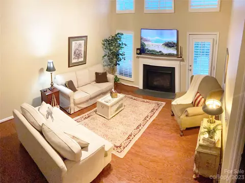 283 Garnet Ct, Fort Mill, SC 29708 photo 3