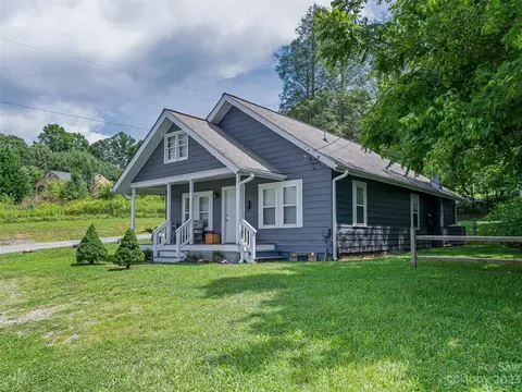 1142 Charlotte 1-3 Hwy #1-3, Fairview, NC 28730