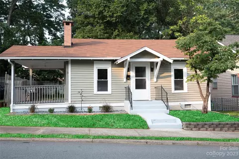 160 Bost St, Statesville, NC 28677