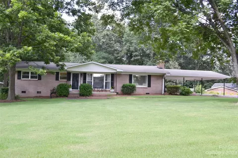 102 Forest Dr, Locust, NC 28097