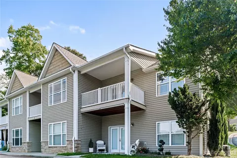 6 Northbrook Pl #D, Asheville, NC 28804