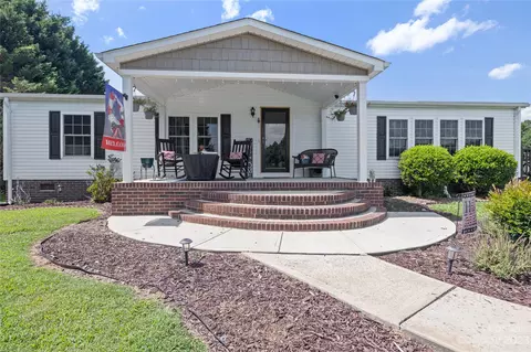 7446 Henry Rd, Vale, NC 28168 photo 2