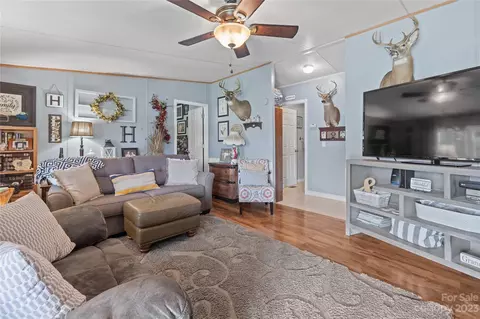 7446 Henry Rd, Vale, NC 28168 photo 4