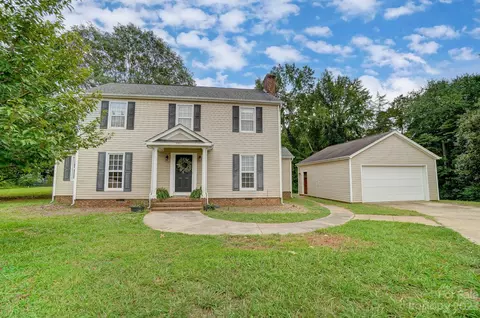 3901 Weddington Matthews Rd, Weddington, NC 28104