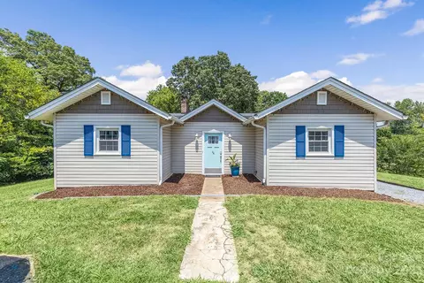 44 Court St, Belmont, NC 28012