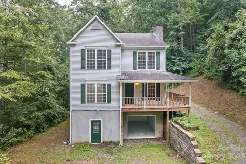 36 Jump Cove Rd, Weaverville, NC 28787