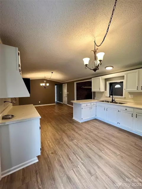 1821 Springdale Rd, Lancaster, SC 29720 photo 11