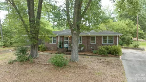 139 Woodland Dr, Chester, SC 29706