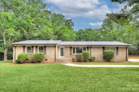 204 Alton Woods Rd, Monroe, NC 28112