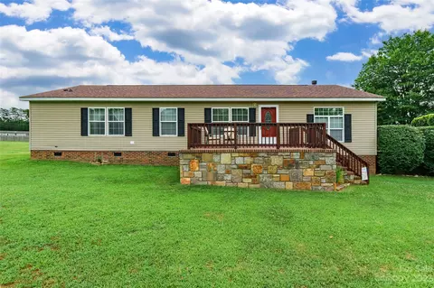 4044 Angel Ln, Maiden, NC 28650