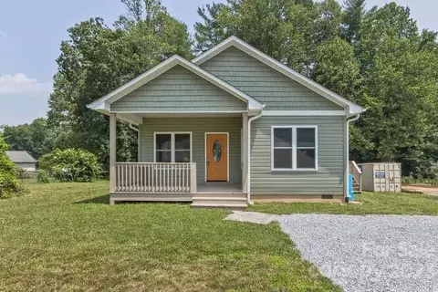 108 Mine Gap Rd, East Flat Rock, NC 28726