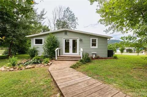 558 Jacktown Rd, Marion, NC 28752