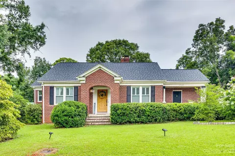 1032 Newberry Rd, Winnsboro, SC 29180
