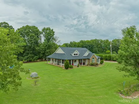 1550 Amity Hill Rd, Cleveland, NC 27013