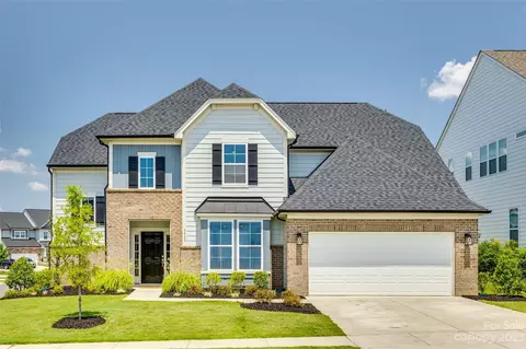 3068 Patchwork Ct, Fort Mill, SC 29708 photo 2