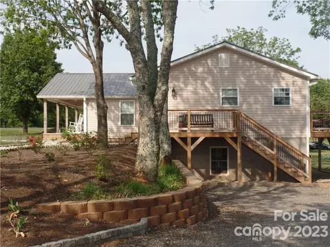 800 Scruggs Rd, Forest City, NC 28043