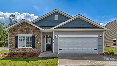 2140 Vanderlyn St, Monroe, NC 28112