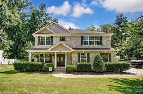 19205 English Daisy Dr, Cornelius, NC 28031