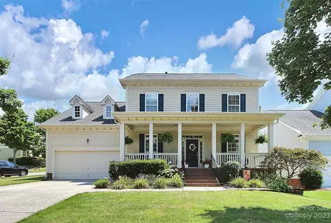 5610 Bradwell Dr, Charlotte, NC 28269
