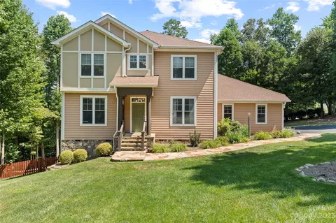 46 Murrough Dr, Biltmore Lake, NC 28715
