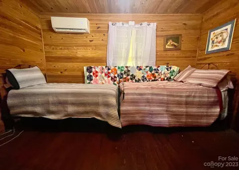 761 Reasonover Rd, Cedar Mountain, NC 28718 photo 8