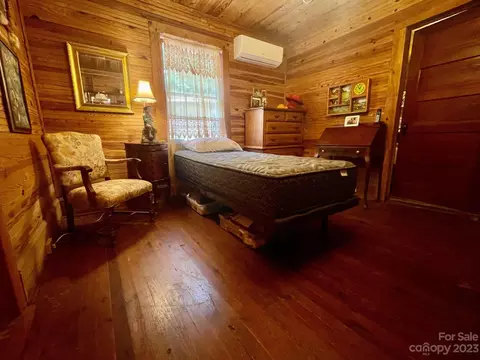 761 Reasonover Rd, Cedar Mountain, NC 28718 photo 7