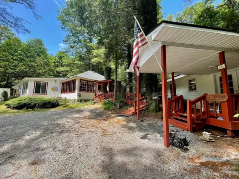 761 Reasonover Rd, Cedar Mountain, NC 28718 photo 2