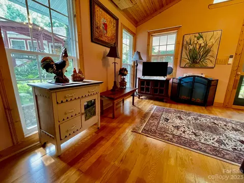 761 Reasonover Rd, Cedar Mountain, NC 28718 photo 25