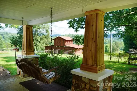 4650 Victor Roberts Ln, Lenoir, NC 28645