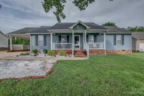 316 Crocker Rd, Kings Mountain, NC 28086