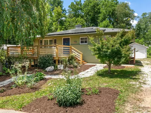 23 Lane Ave, Asheville, NC 28806
