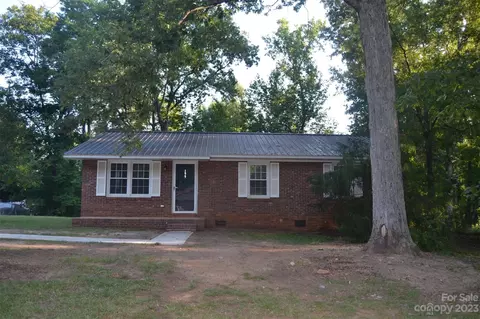 1995 Barbarosa Dr, Lancaster, SC 29720