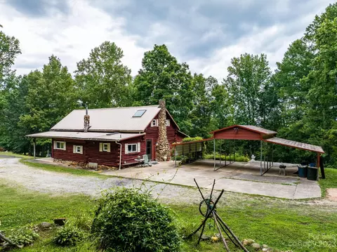 3966 Hawkins Dr, Morganton, NC 28655