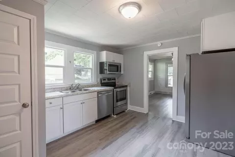 1201 E 11th St, Kannapolis, NC 28083 photo 3